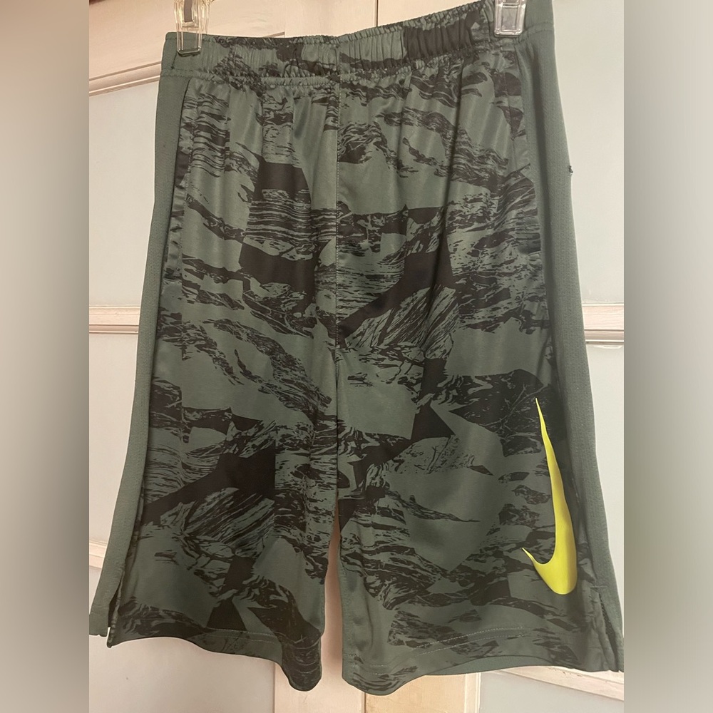 Nike Graphic print shorts with pockets Army Green and Neon Yellow Logo